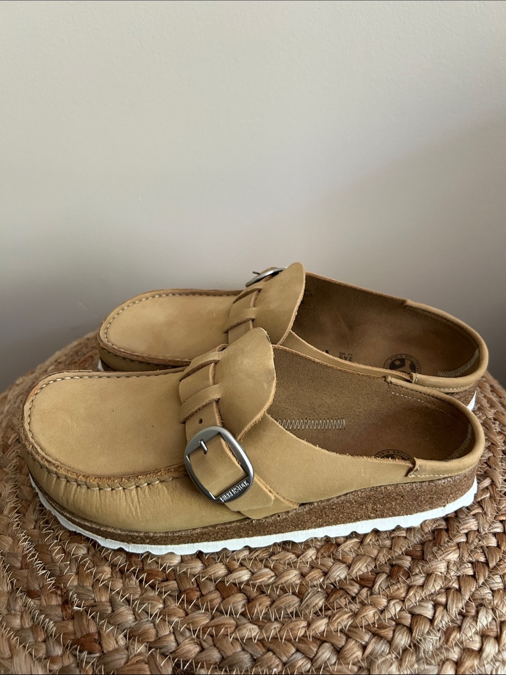 Birkenstock Buckley Tan Leather Clog - Picture 6 of 9